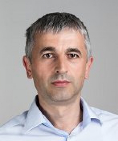 Digitalna ločnica in umetna socialna inteligenca